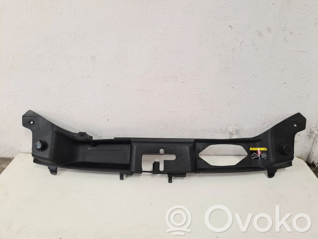 Volvo S40 Viršutinė dalis radiatorių panelės (televizoriaus) 