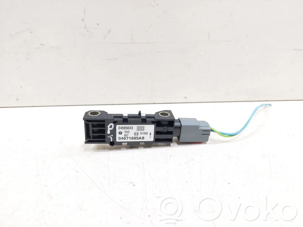 Czujnik uderzenia Airbag   04671885AB,24595023,121202