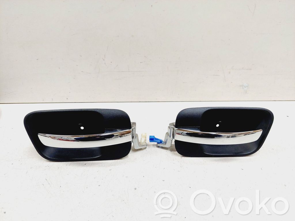 Front door interior handle   1070391,1070402