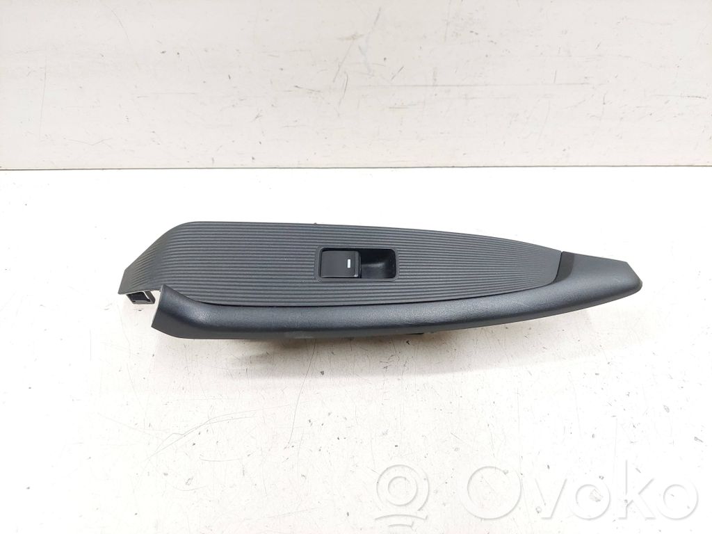 Electric window control switch   KD4766380,KD456856Y,KD455581B,5AB006FB09