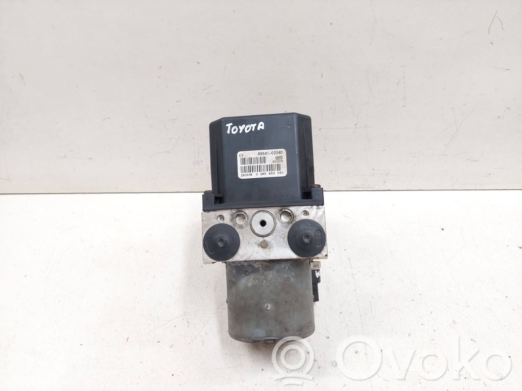 Toyota Corolla E120 E130 ABS Pump 