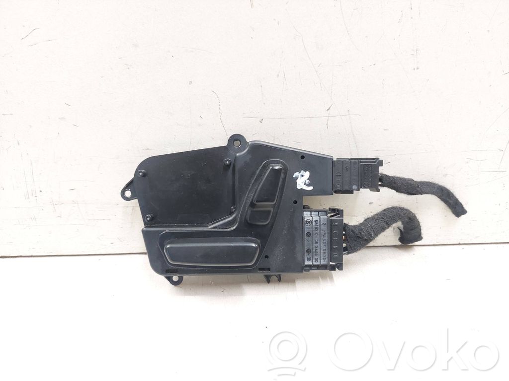 Mercedes-Benz R W251 Seat control switch 