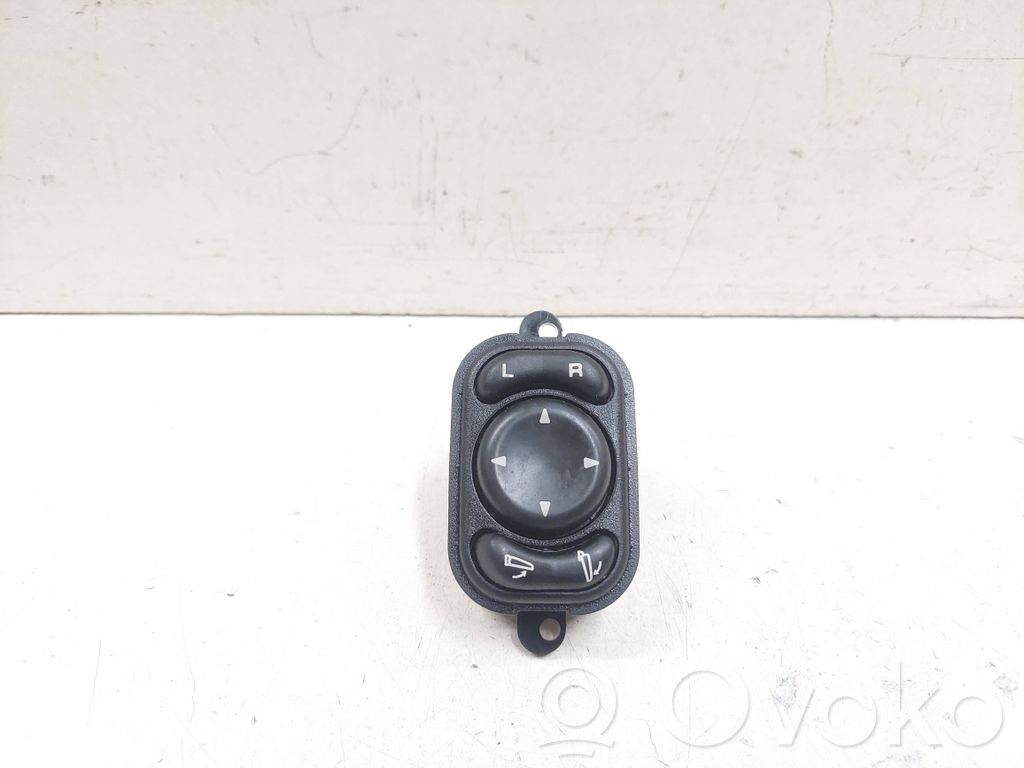 Chrysler PT Cruiser Wing mirror switch 