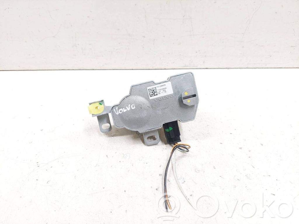 Volvo V50 Vairo užraktas 