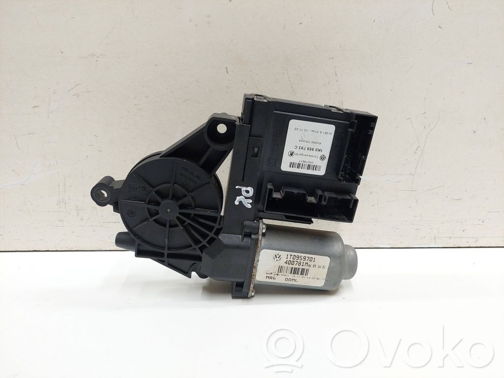 Volkswagen Touran I Silnik regulatora szyby drzwi przednich 