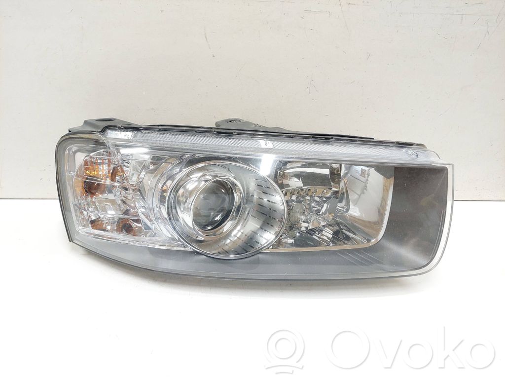 Chevrolet Captiva Scheinwerfer 