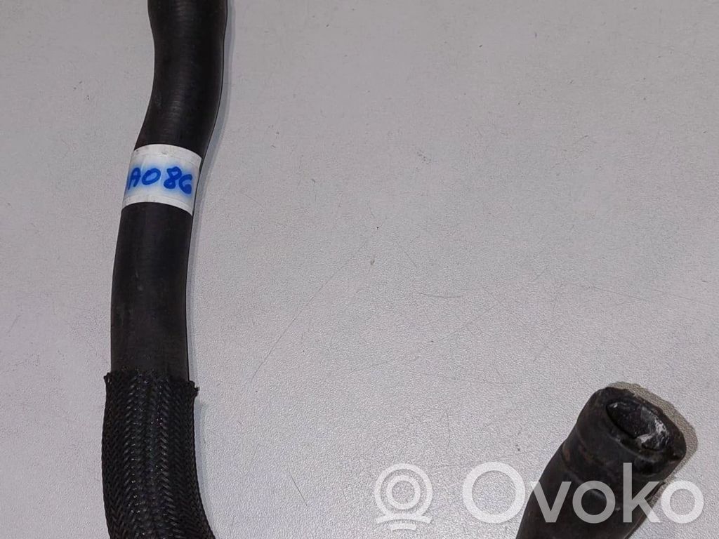 Volvo V70 Engine coolant pipe/hose 