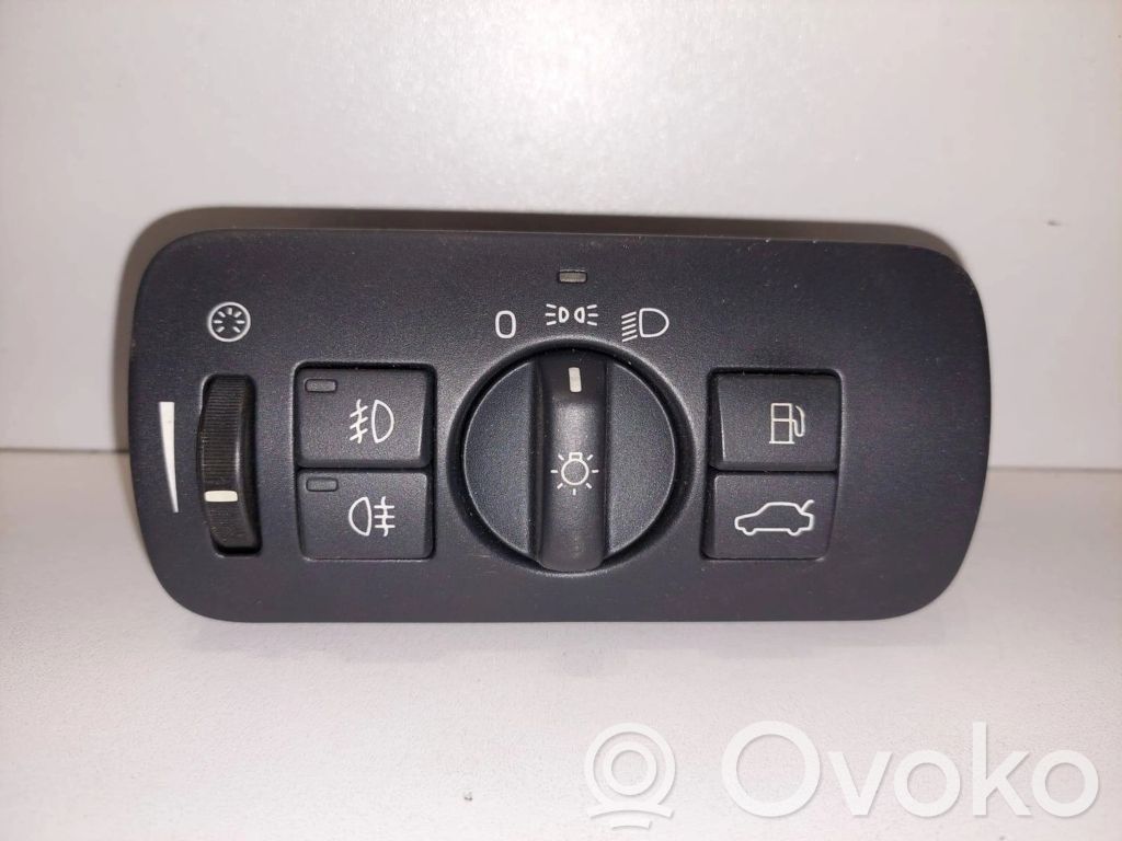 Volvo V70 Light switch 