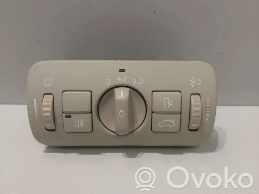 Volvo V70 Light switch 
