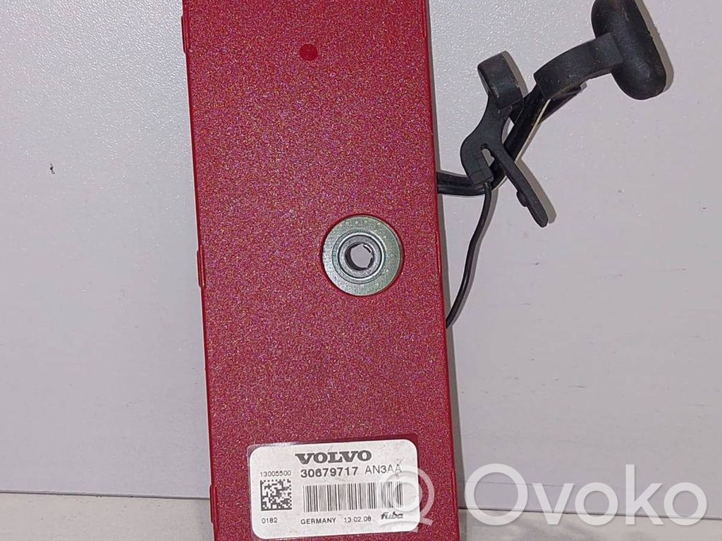 Volvo V70 Antenos stiprintuvas 