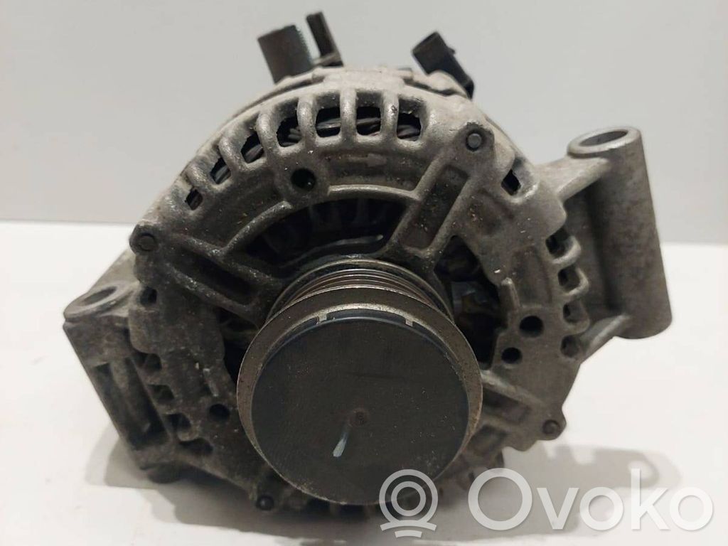 Volvo V70 Ģenerators 