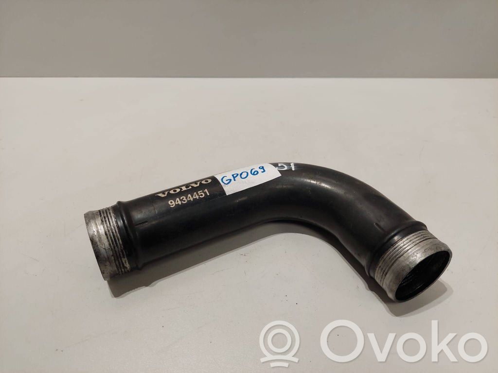 Volvo S70  V70  V70 XC Wąż / Rura intercoolera 