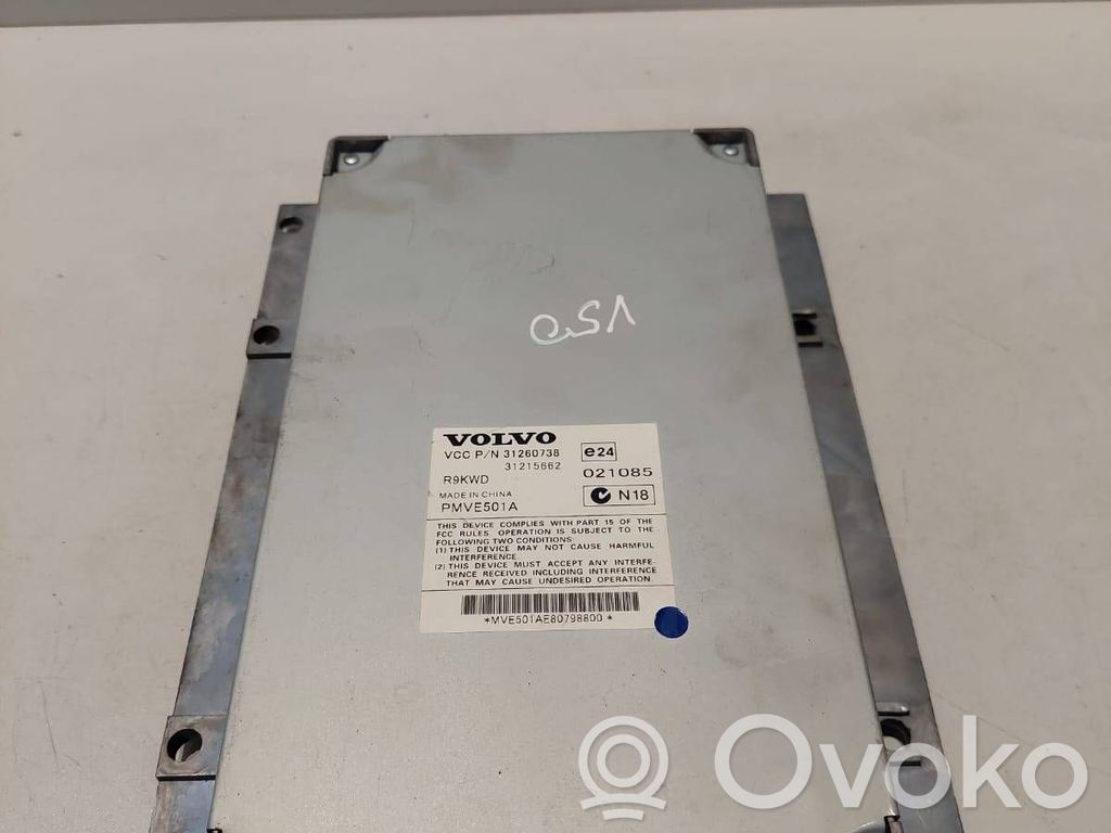 Volvo V50 Sound amplifier 