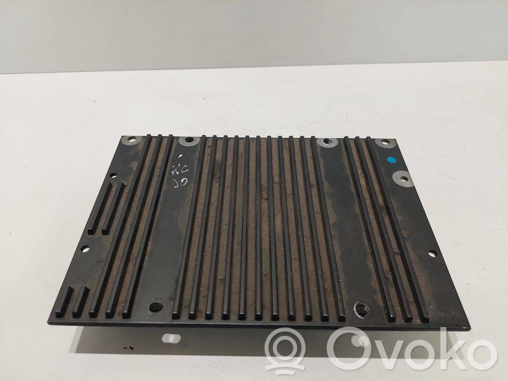 Volvo XC90 Garso stiprintuvas 