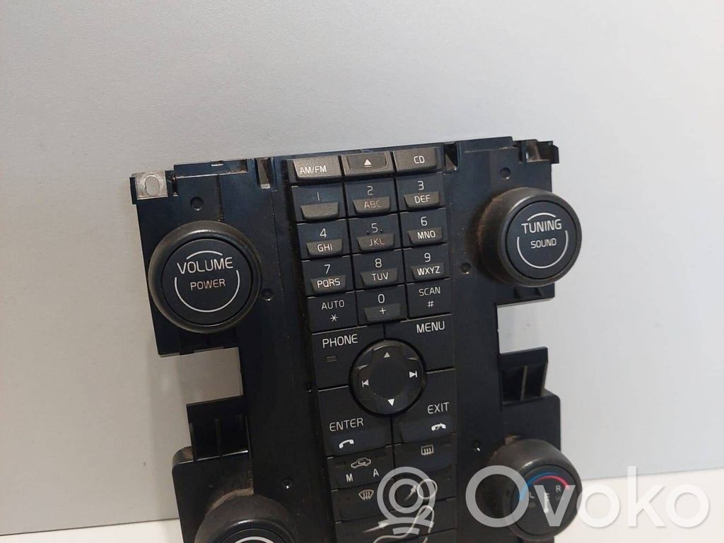 Climate control unit   8697156,19206,04W49T