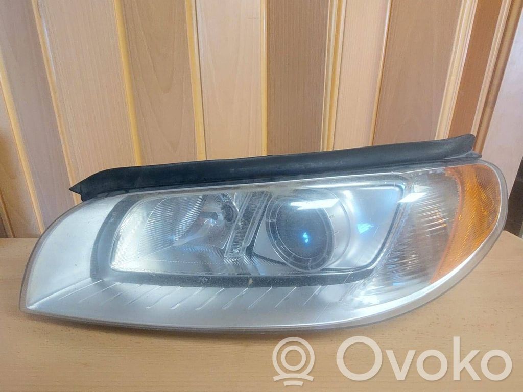 Volvo V70 Headlight/headlamp 