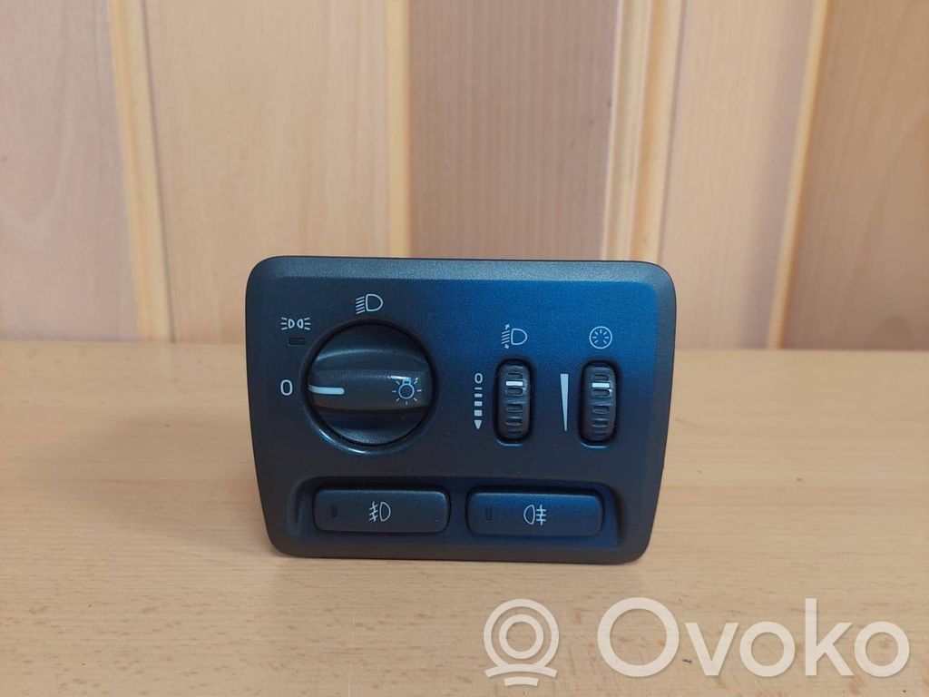 Volvo V70 Light switch 