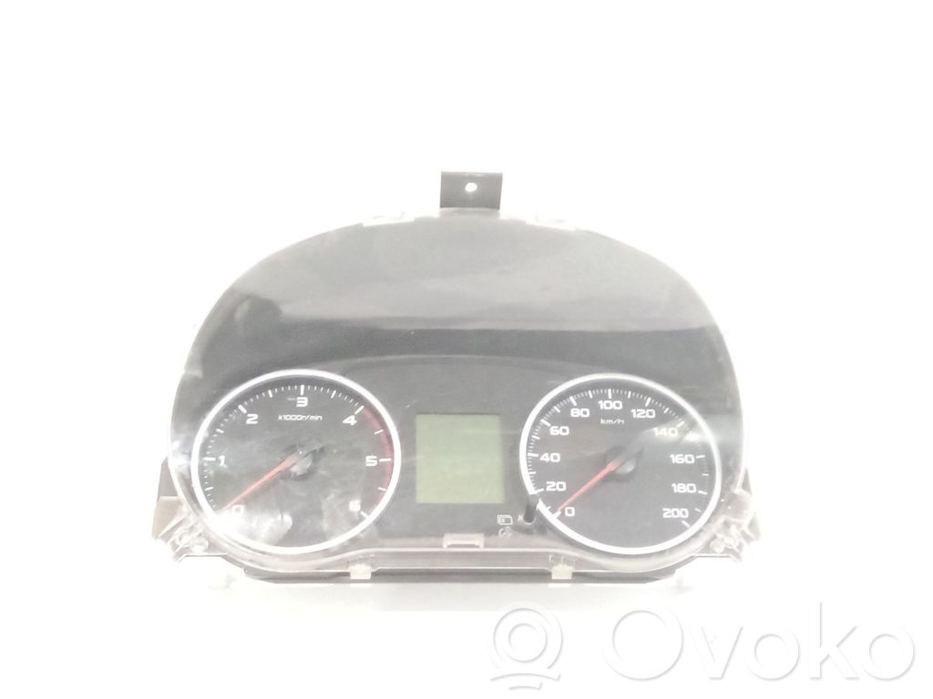 Mitsubishi L200 Speedometer (instrument cluster) 