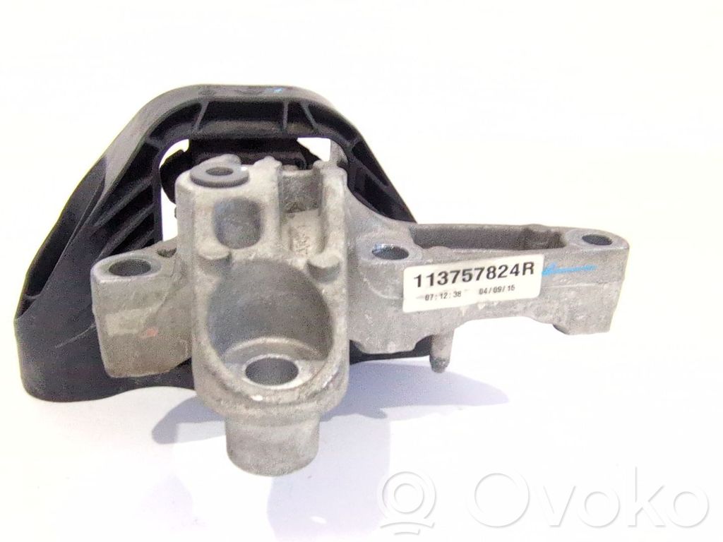 Renault Megane IV Engine mount bracket 