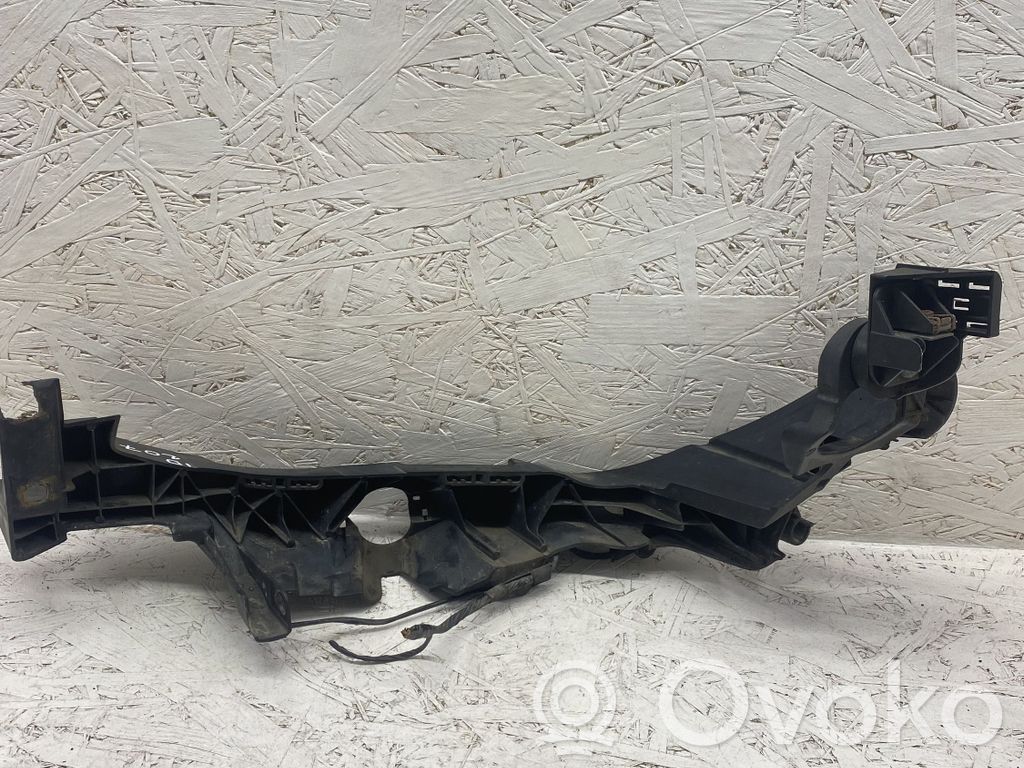 BMW 3 E92 E93 Headlight/headlamp mounting bracket 