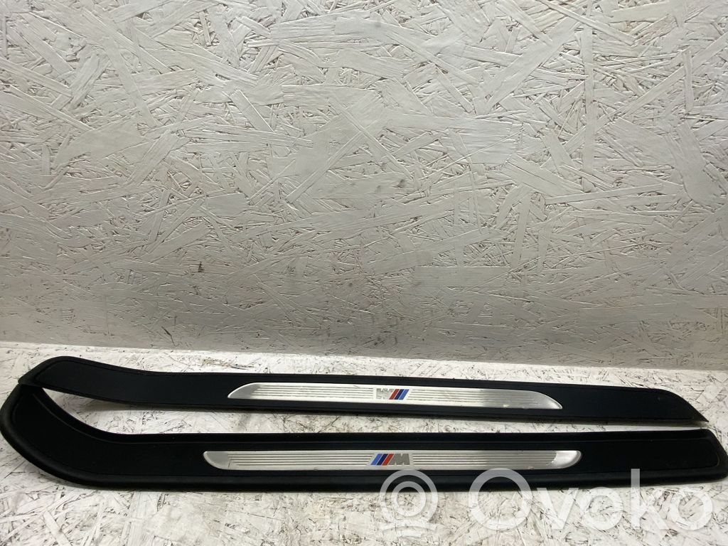 BMW 3 E92 E93 Moldura protectora del borde delantero 