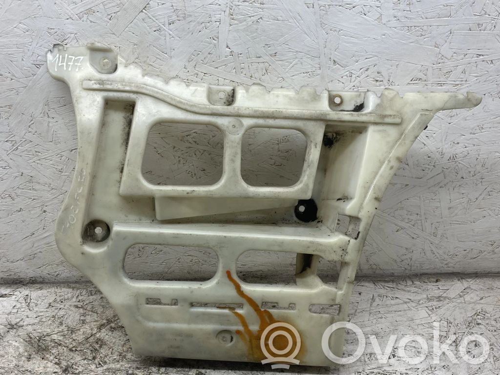Rear bumper mounting bracket   7906506