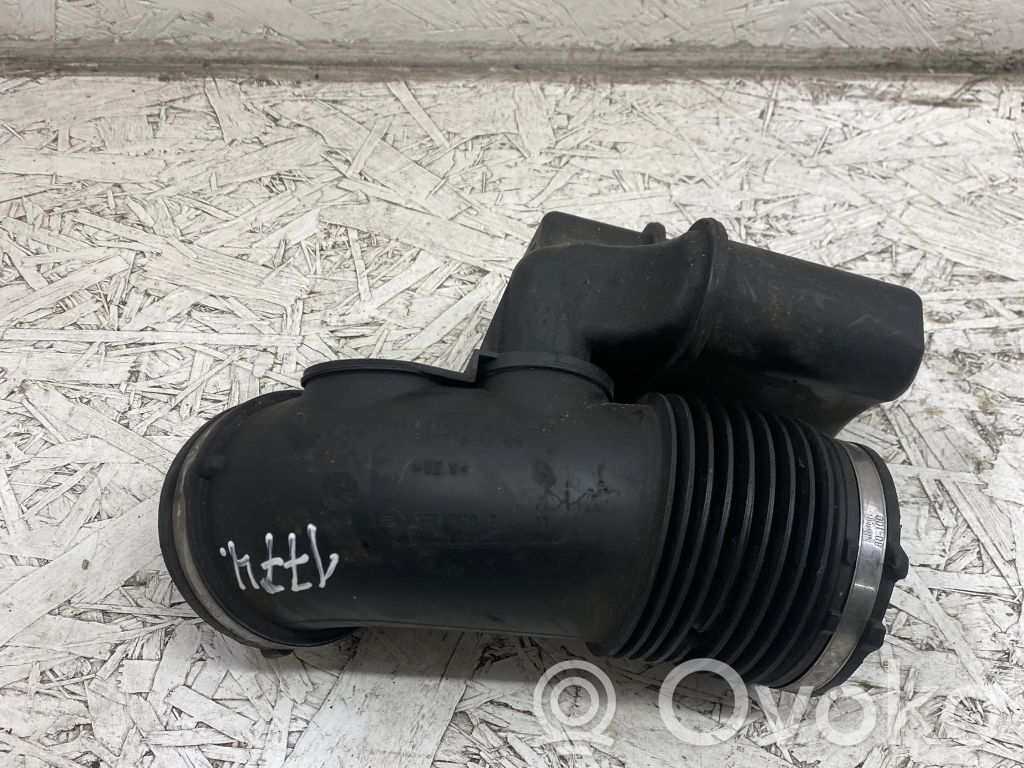 BMW 3 E92 E93 Air intake duct part 
