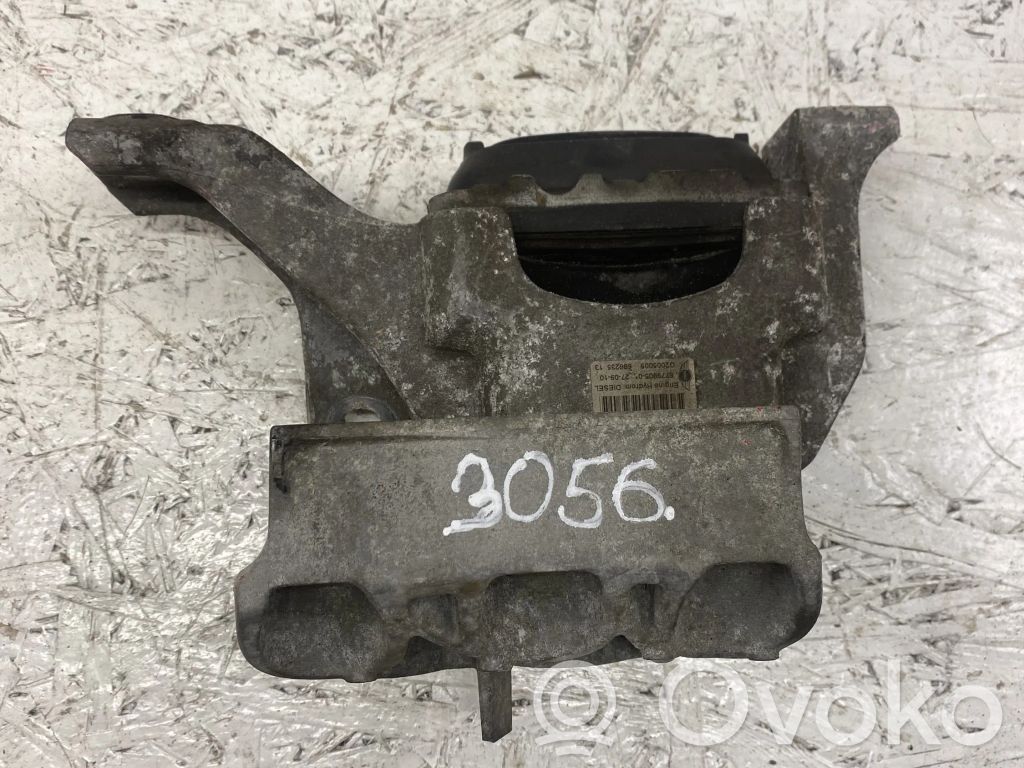 Mini Cooper Countryman R60 Engine mount bracket 