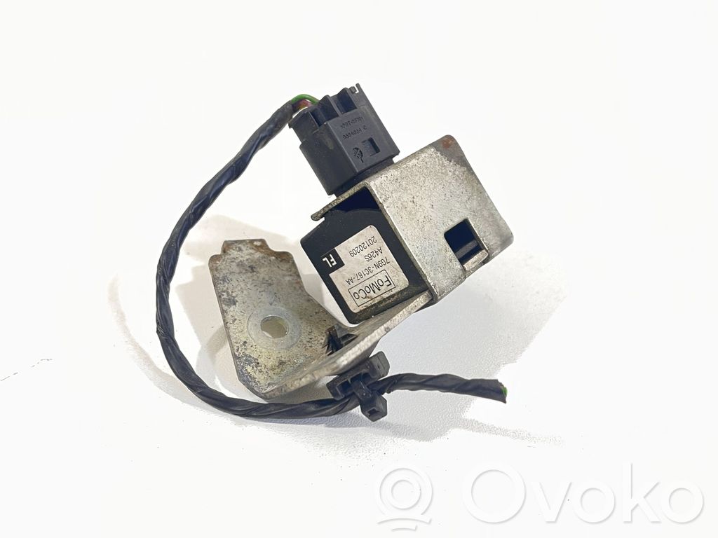 Volvo V60 Air suspension front height level sensor 