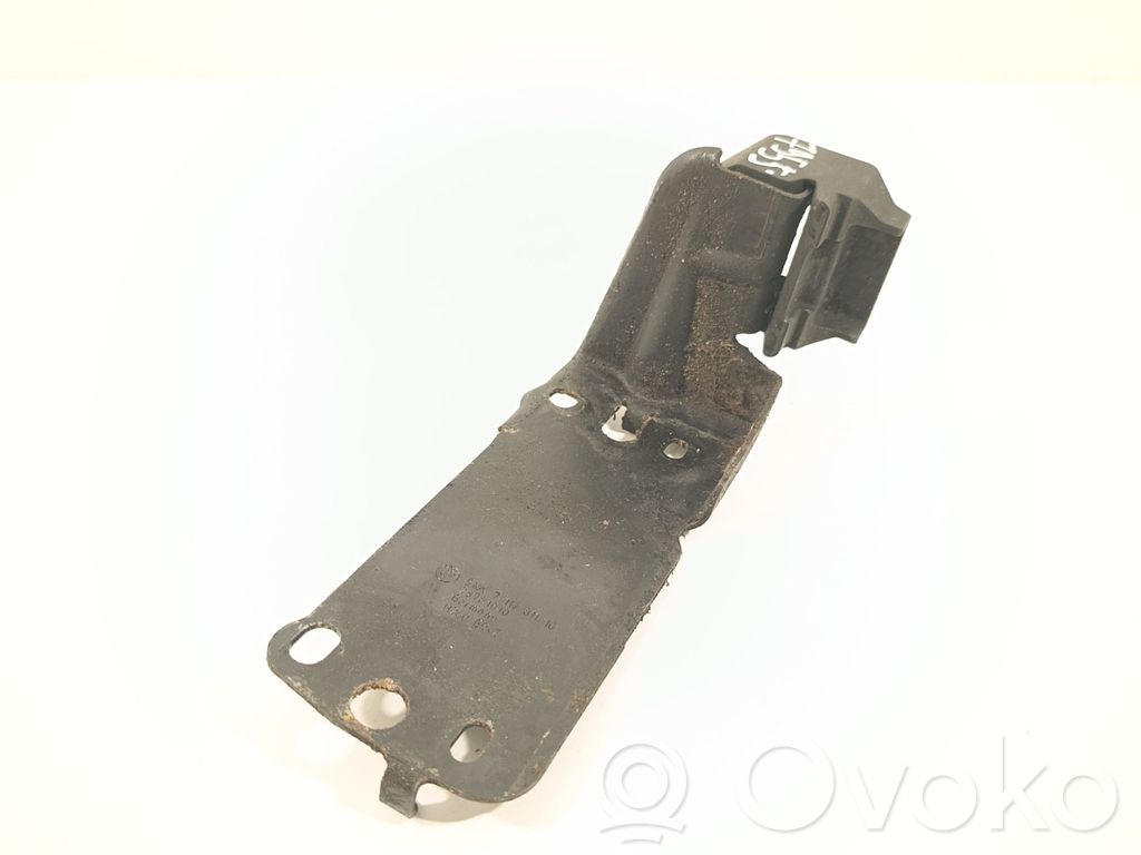 BMW 3 E90 E91 Radiator mount bracket 