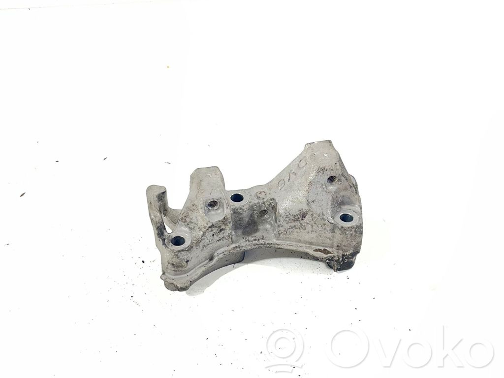 Engine mounting bracket   9688615780