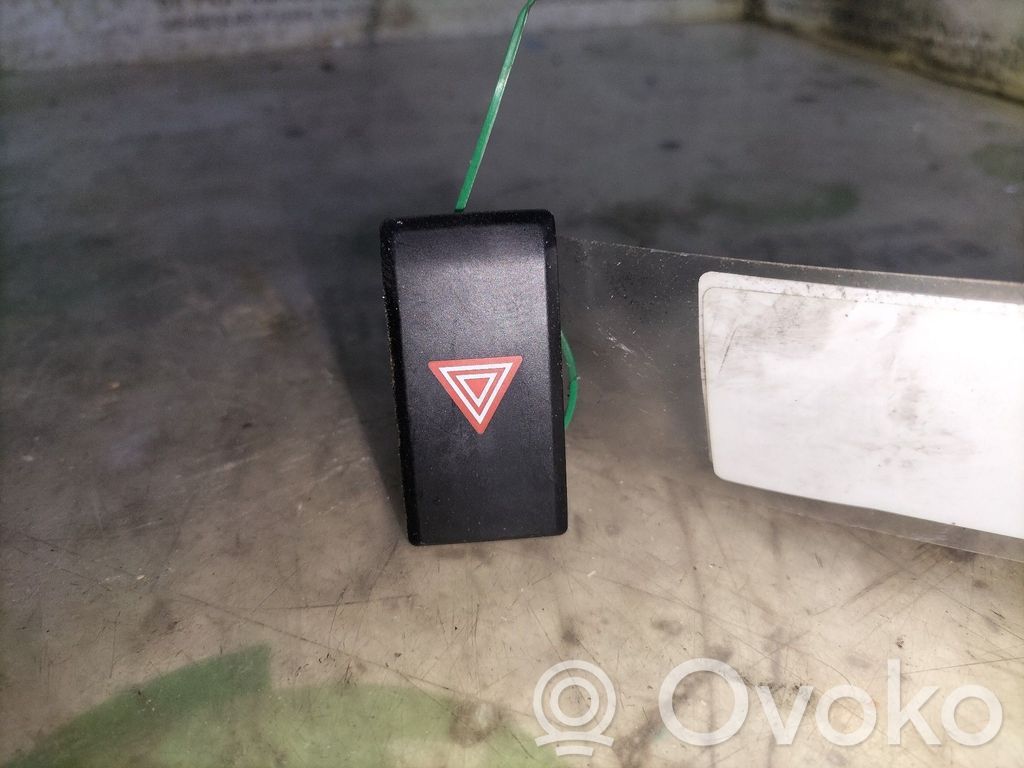 KIA Picanto Botón interruptor de luz de peligro 