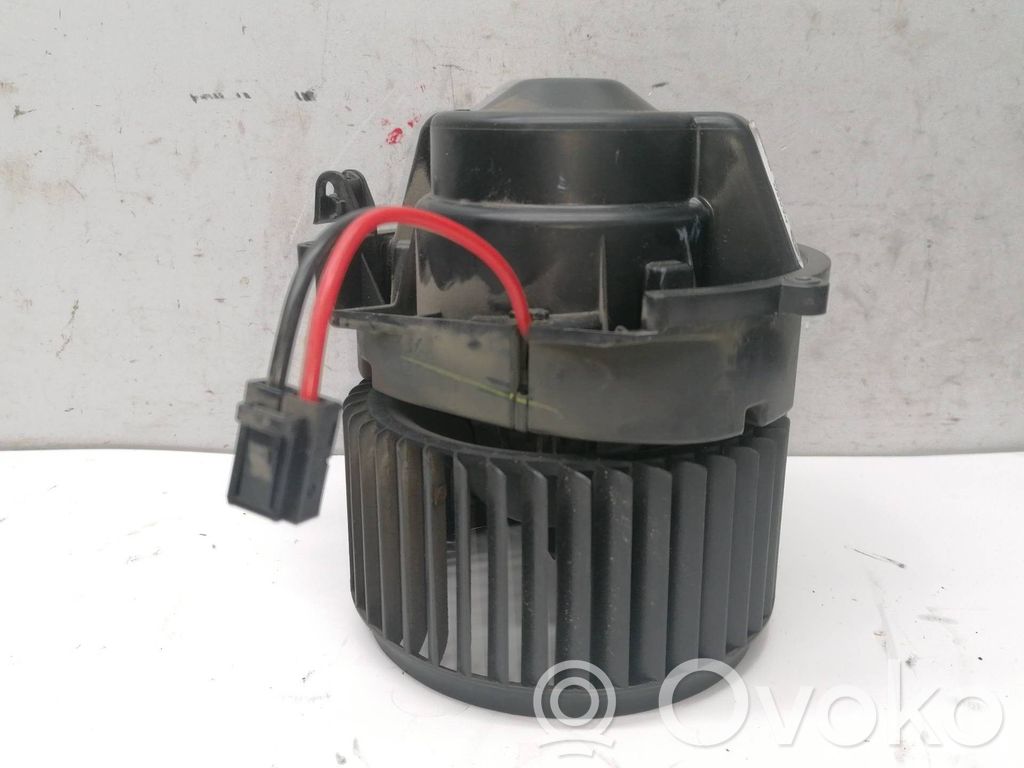 BMW 2 F22 F23 Wentylator nawiewu / Dmuchawa 