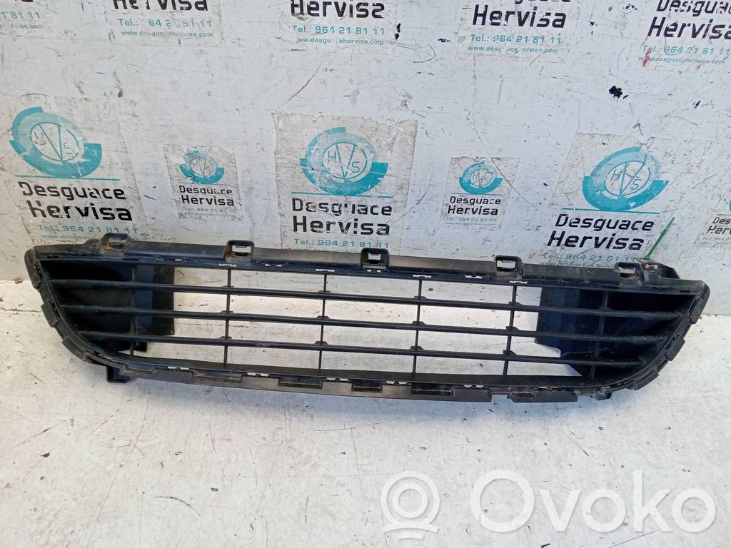Renault Express Rejilla delantera 