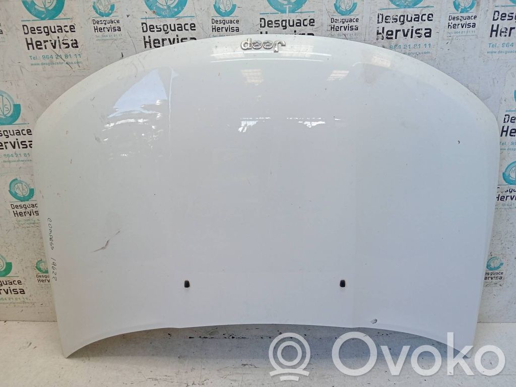 Couvercle, capot moteur