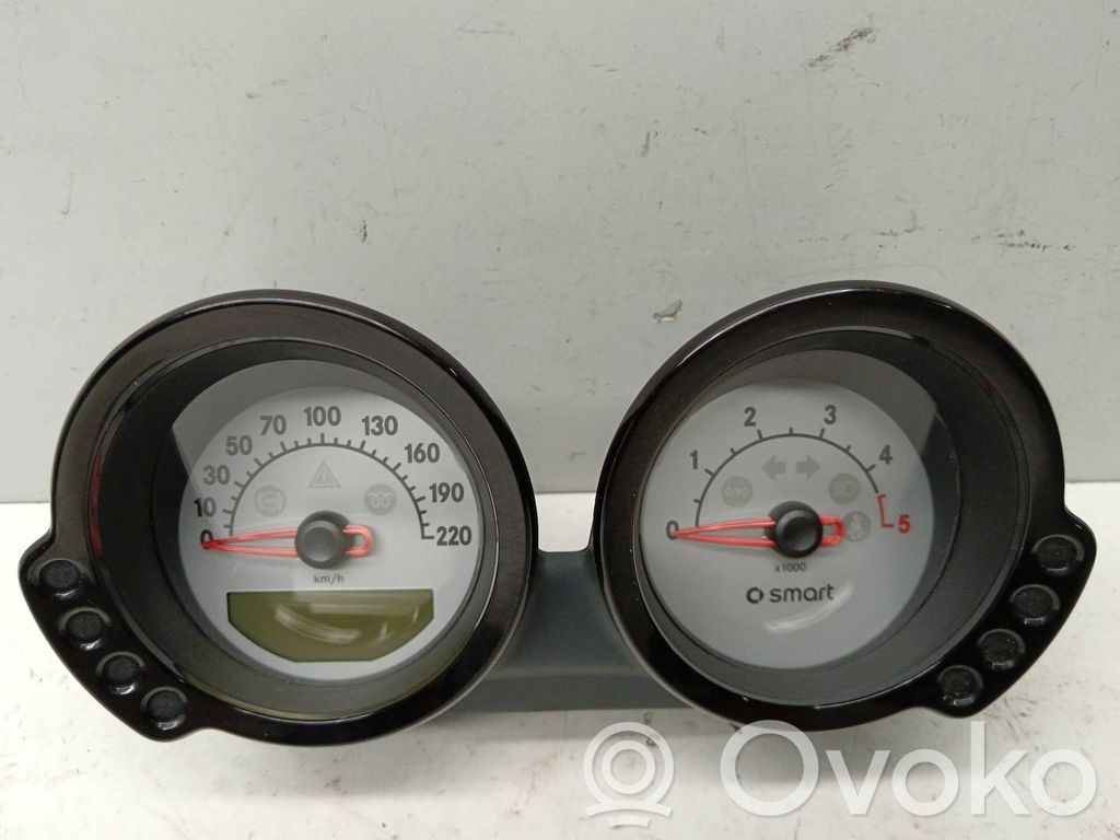 Smart ForFour I Speedometer (instrument cluster) 