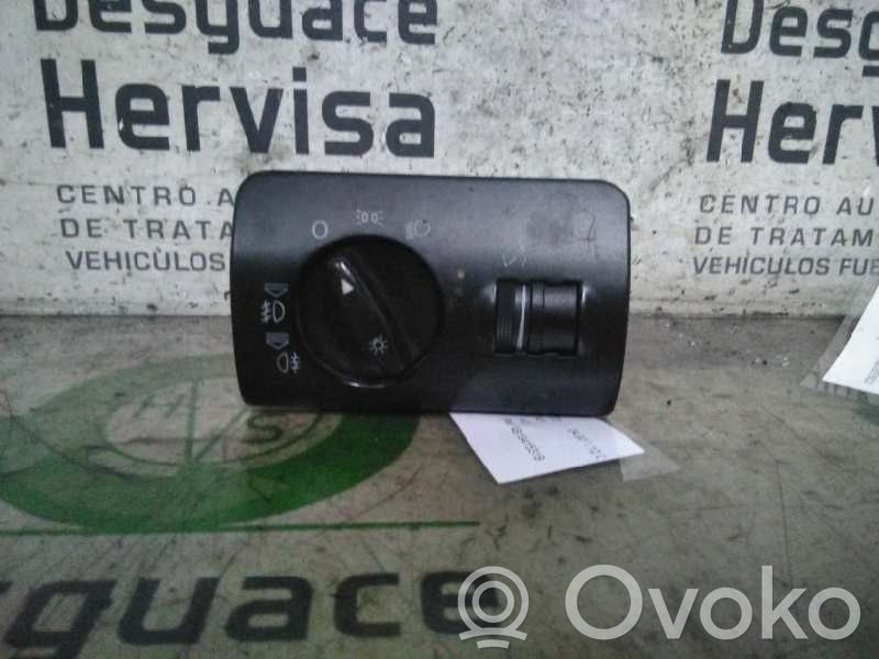 Interruptor de control del panel de luces   4B1941531B