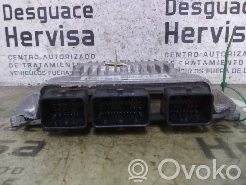 Unidad de control/módulo del motor   5WS40285C