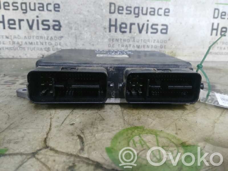 Unidad de control/módulo del motor   A1351501979,1860A301