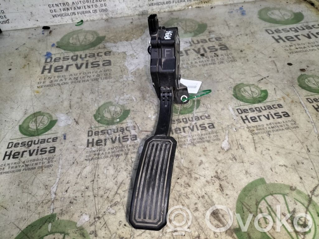 Toyota RAV 4 (XA30) Pedale dell’acceleratore 