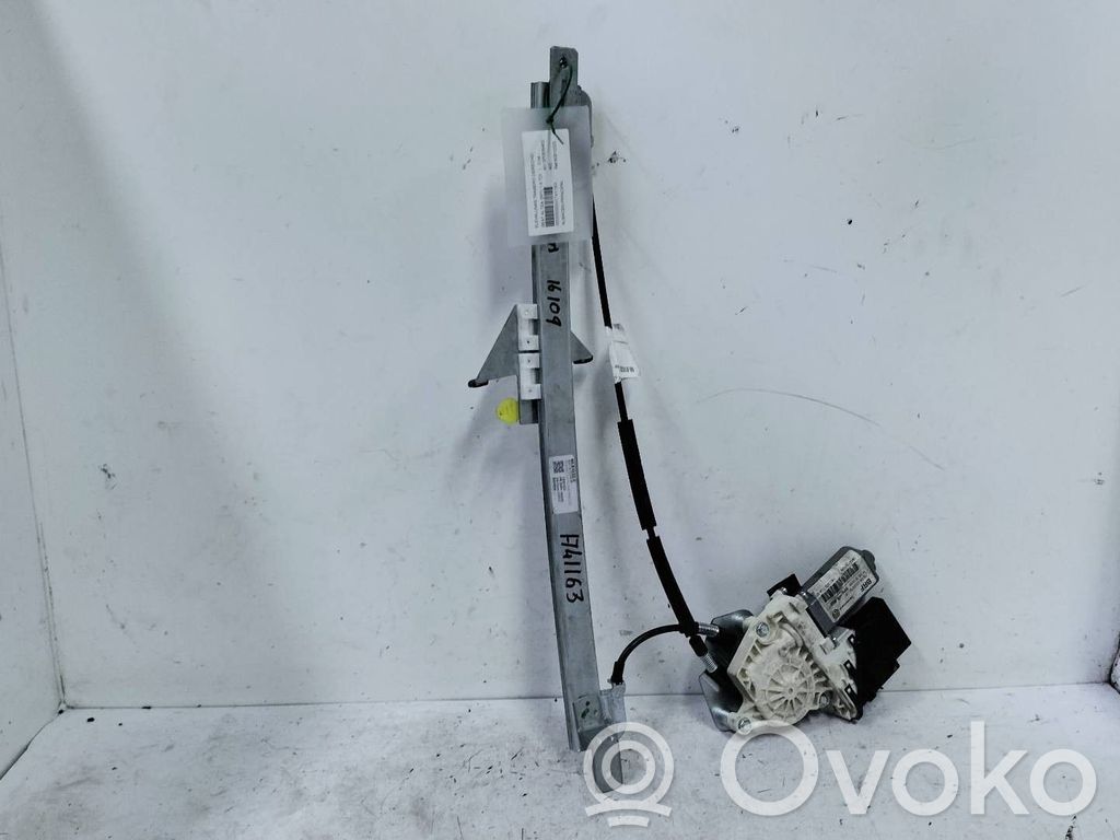 Elektryczny podnośnik szyby drzwi tylnych   60810320,5P0839402