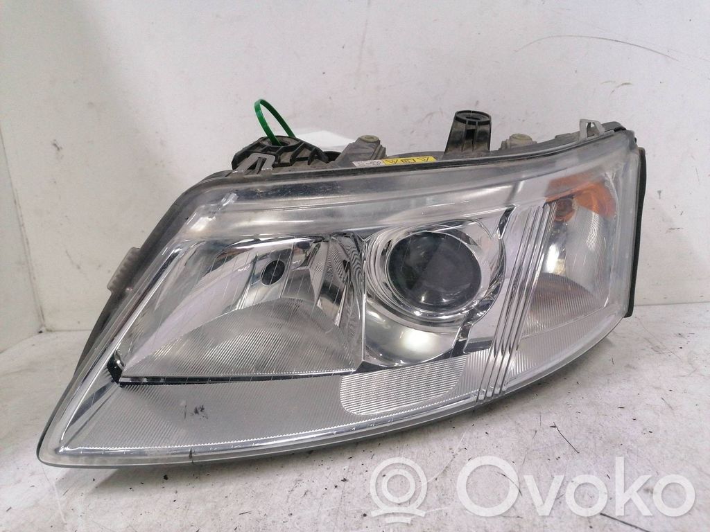 Saab 9-3 Ver2 Phare frontale 