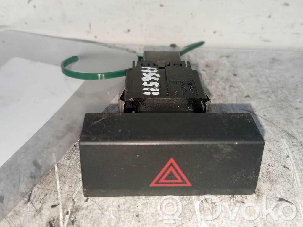 Botón interruptor de luz de peligro   5F0953235,5F0953235