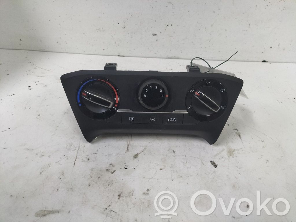 Hyundai i20 (GB IB) Moduł / Sterownik klimatyzacji 