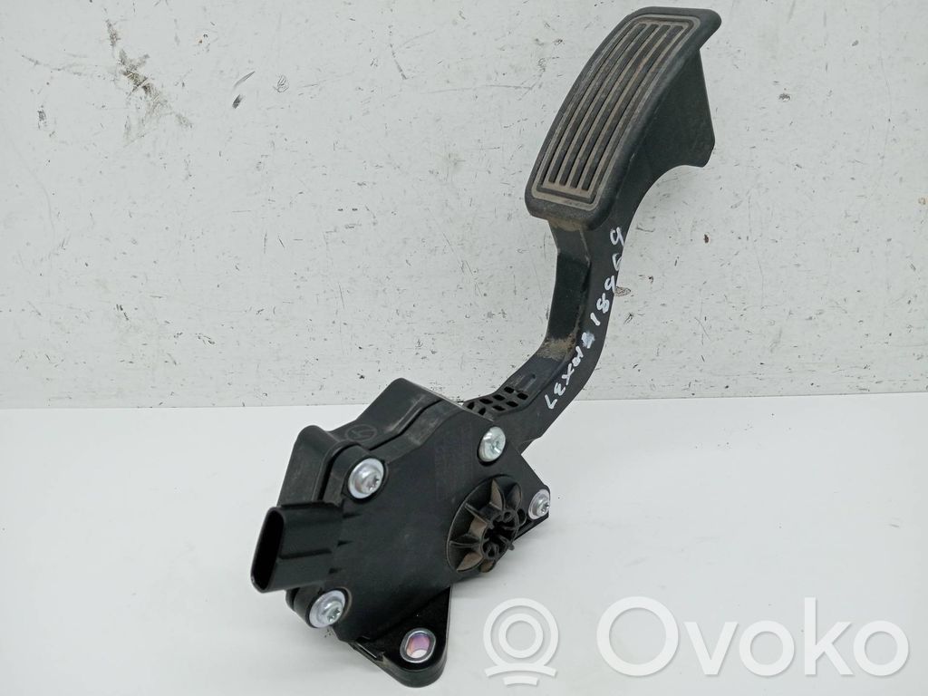 Gaspedal   7811076090