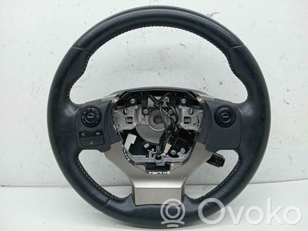 Lexus CT 200H Ohjauspyörä 