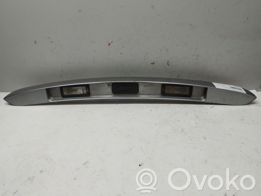 Renault Clio III Manecilla externa puerta trasera 