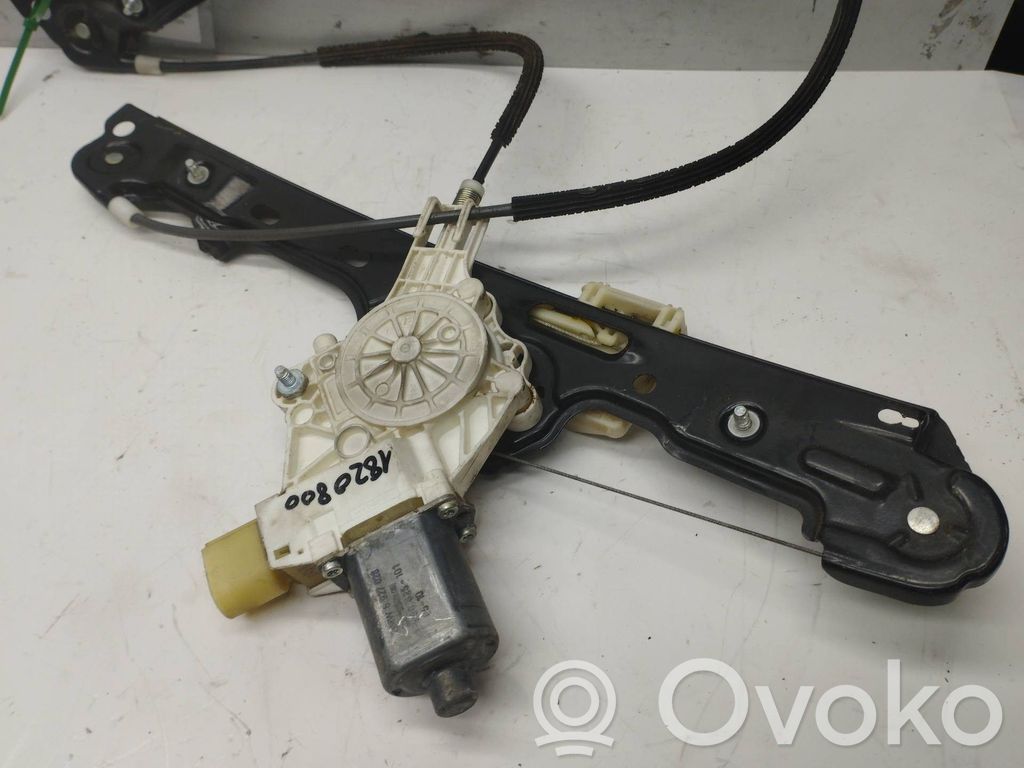 BMW 1 E81 E87 Alzacristalli elettrico della portiera anteriore 
