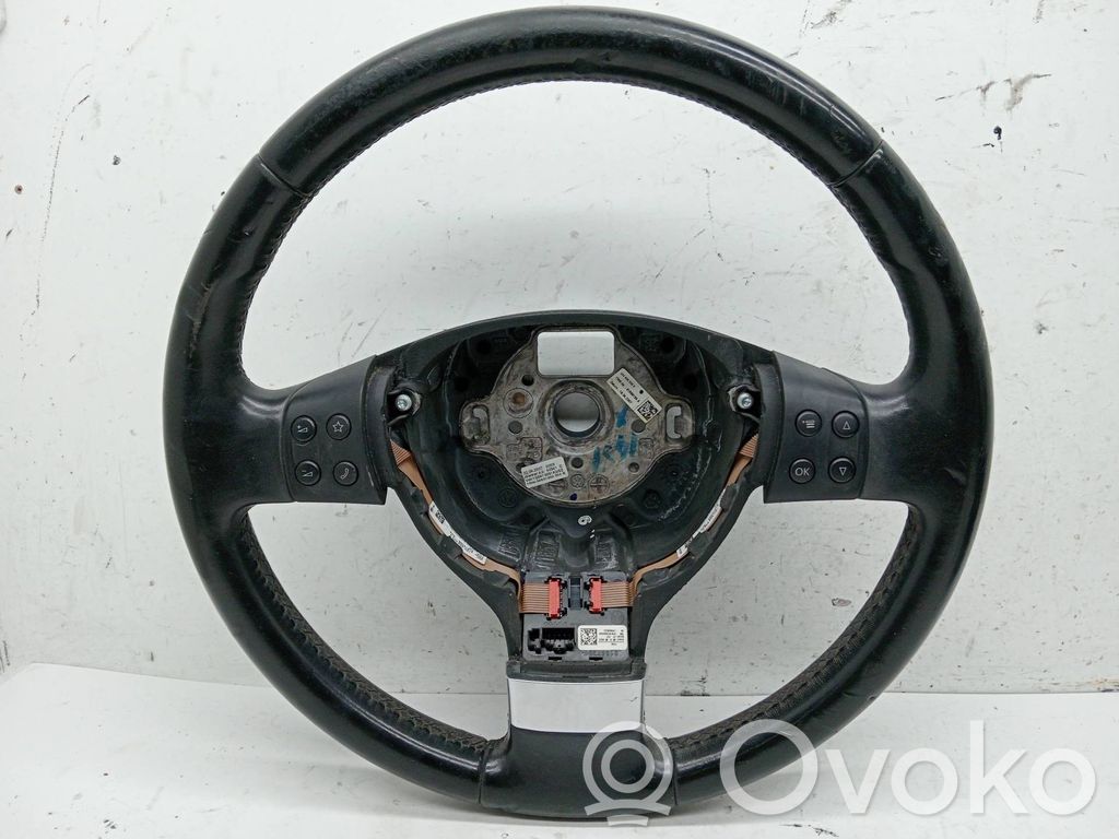 Volkswagen Golf SportWagen Ohjauspyörä 