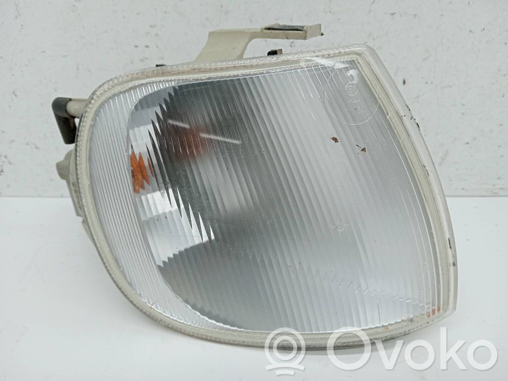 Volkswagen Polo III 6N 6N2 6NF Lampa przednia 